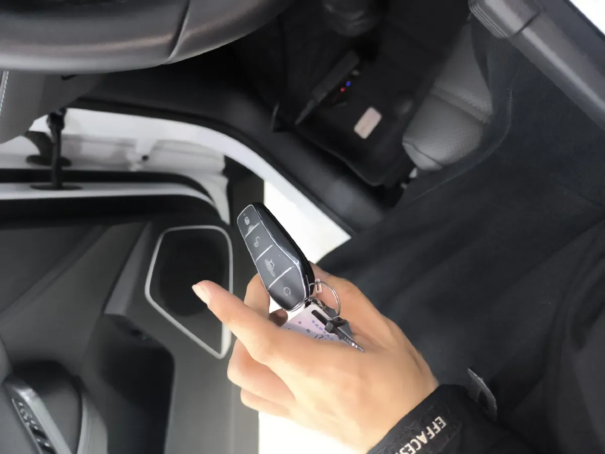 2025 BYD SongL DM-i 1.5L 101HP L4 E-CVT PHEV 26.6KWH,autocango,china used car exporter,china ev exporter,chinese used car exporter,chinese used ev exporter