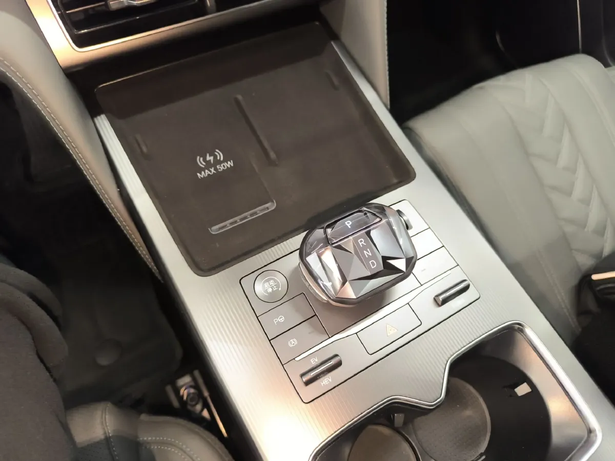 2025 BYD SongL DM-i 1.5L 101HP L4 E-CVT PHEV 26.6KWH,autocango,china used car exporter,china ev exporter,chinese used car exporter,chinese used ev exporter