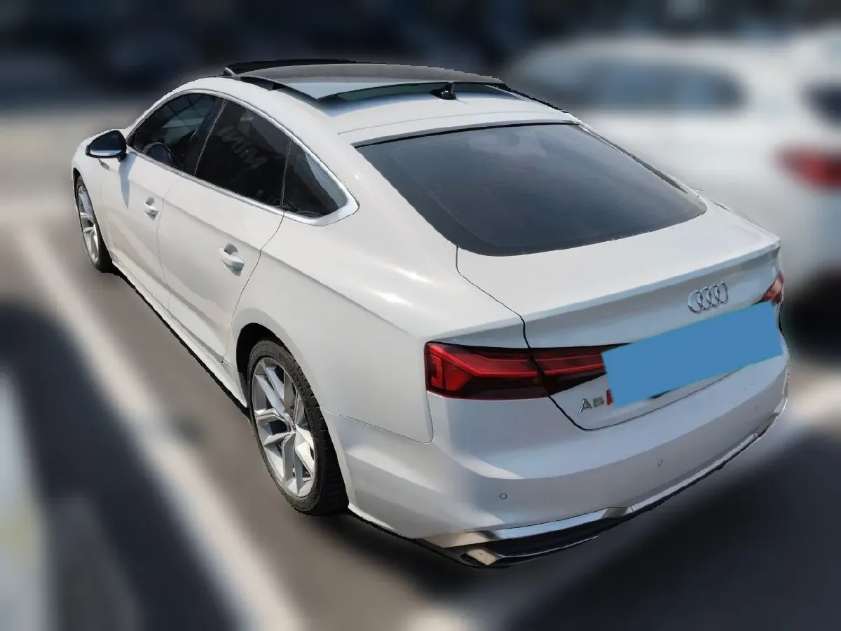 2022 Audi A5 2.0T 204HP L4 7DCT,autocango,china used car exporter,china ev exporter,chinese used car exporter,chinese used ev exporter