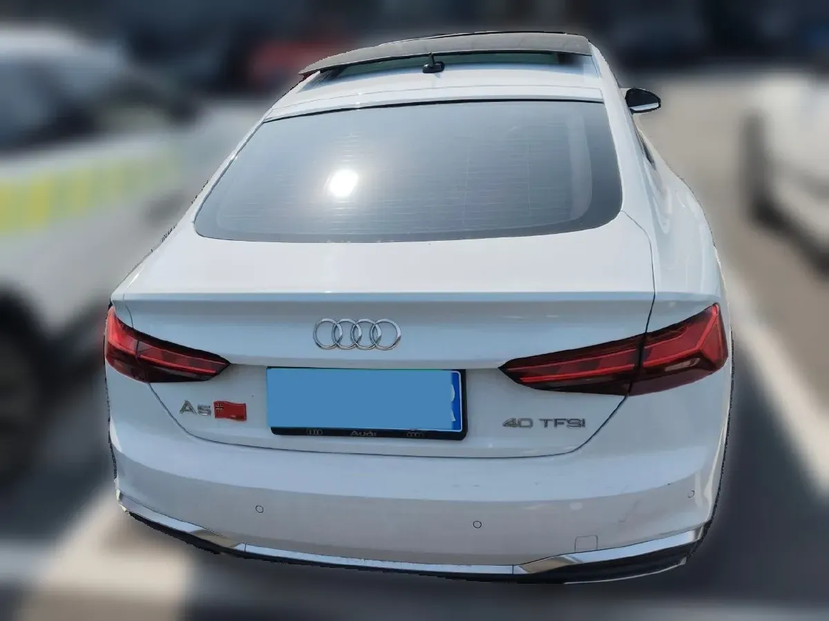 2022 Audi A5 2.0T 204HP L4 7DCT,autocango,china used car exporter,china ev exporter,chinese used car exporter,chinese used ev exporter