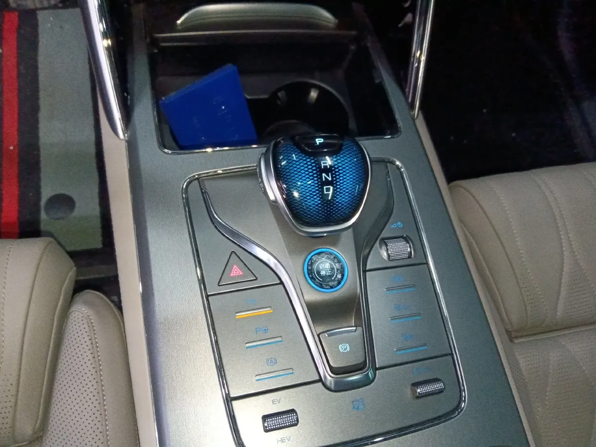 2025 BYD Tang 1.5T 156HP L4 E-CVT PHEV 21.504KWH,autocango,china used car exporter,china ev exporter,chinese used car exporter,chinese used ev exporter