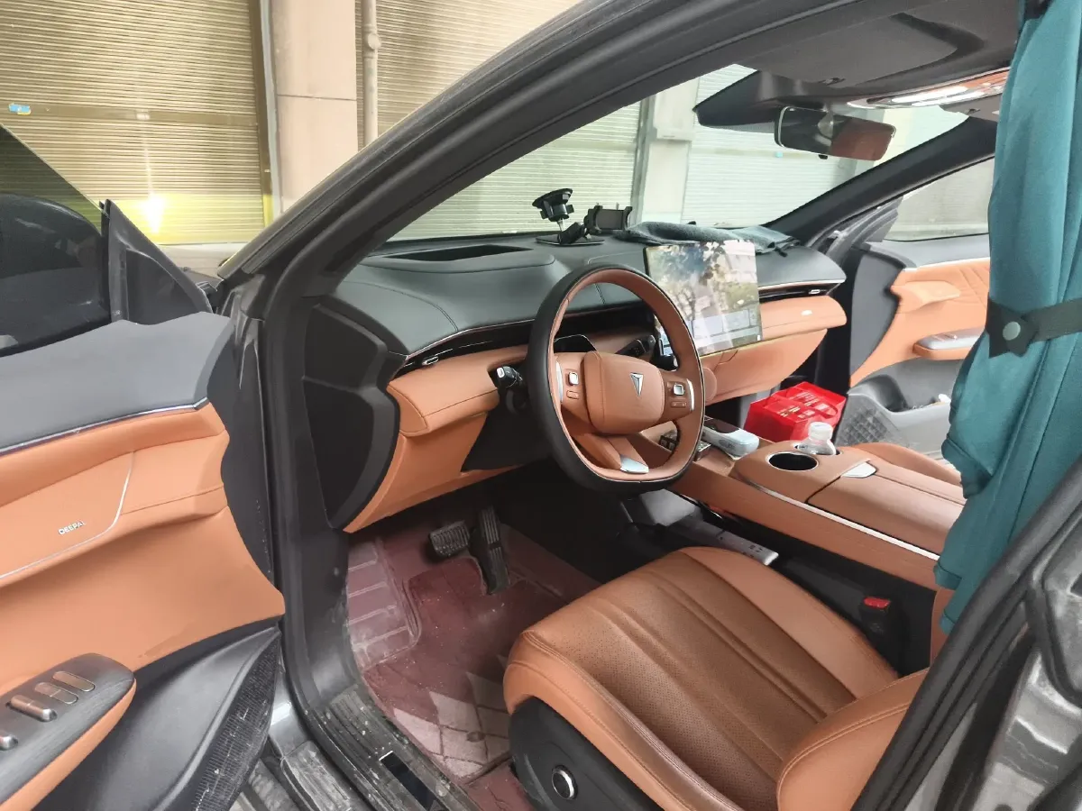 2025 Deepal S07 REEV 98HP REEV 39.05KWH,autocango,china used car exporter,china ev exporter,chinese used car exporter,chinese used ev exporter