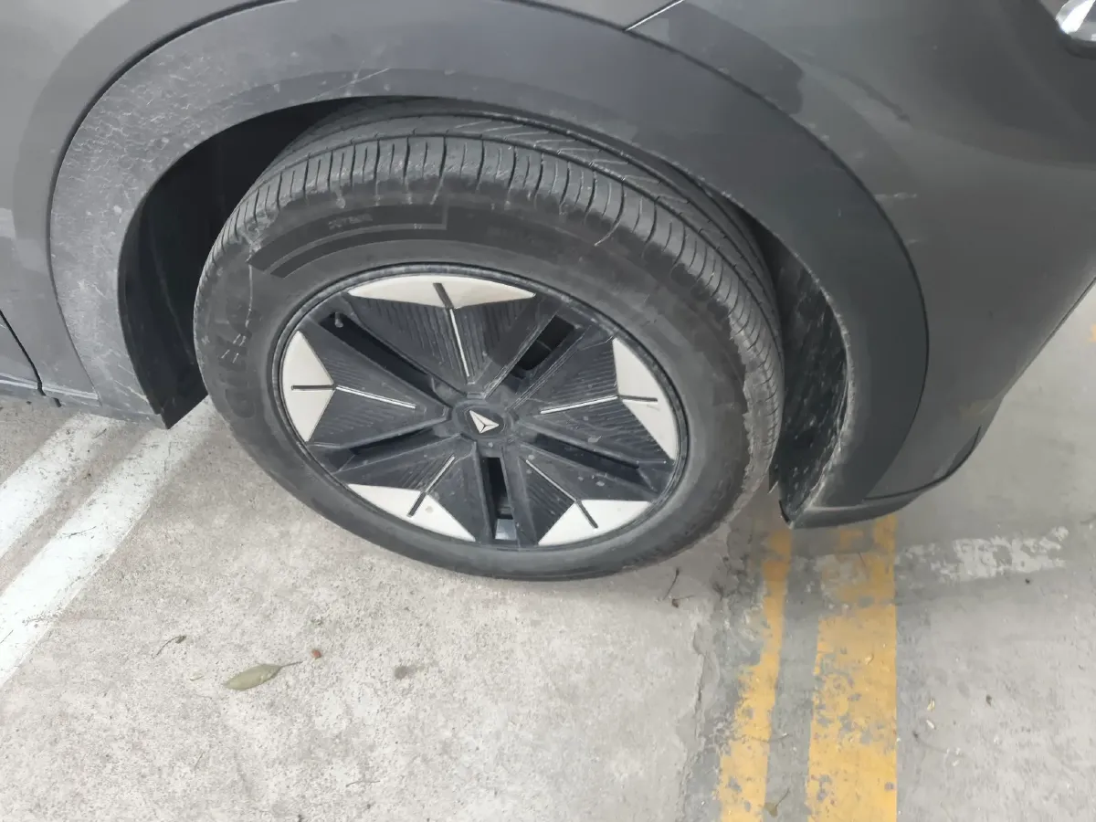 2025 Deepal S07 REEV 98HP REEV 39.05KWH,autocango,china used car exporter,china ev exporter,chinese used car exporter,chinese used ev exporter