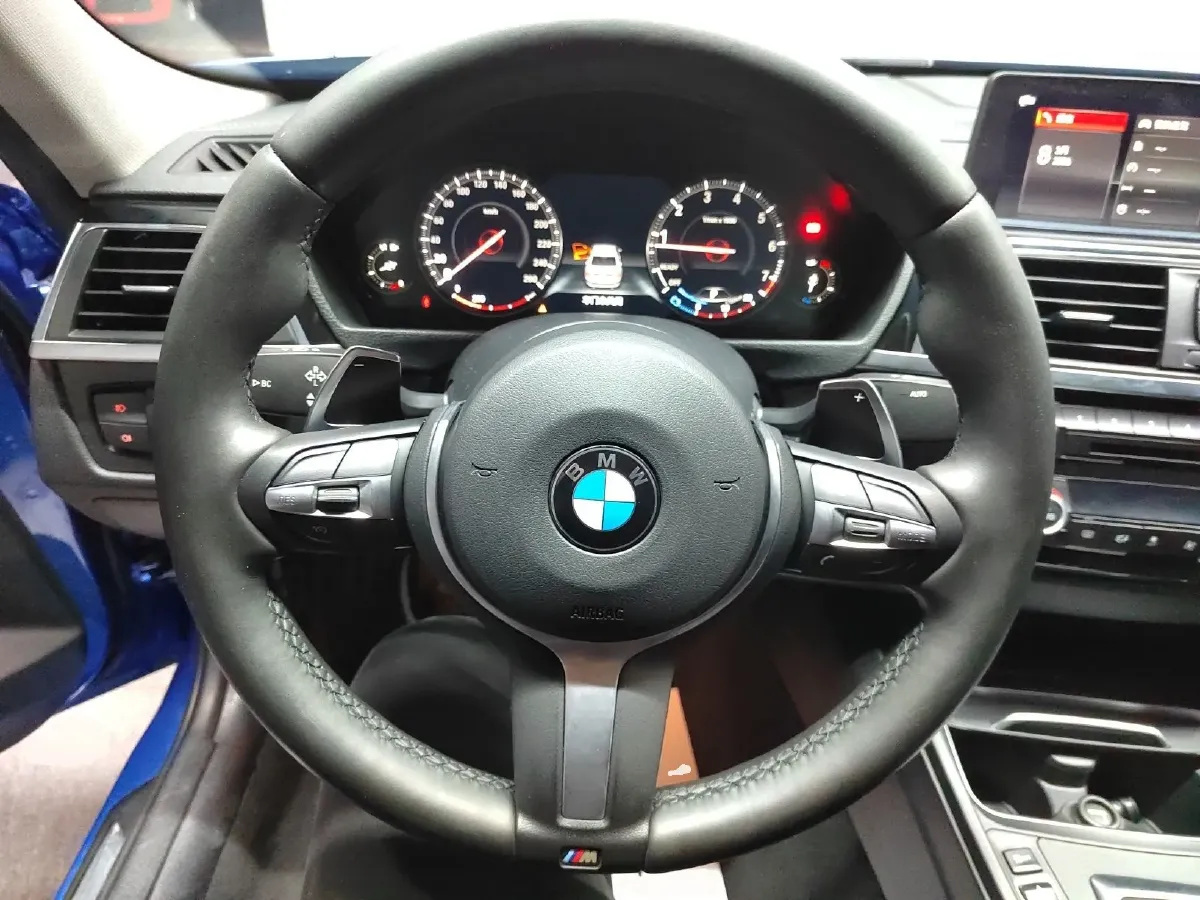 2018 BMW 3 Series 2.0T 184HP L4 8AT,autocango,china used car exporter,china ev exporter,chinese used car exporter,chinese used ev exporter