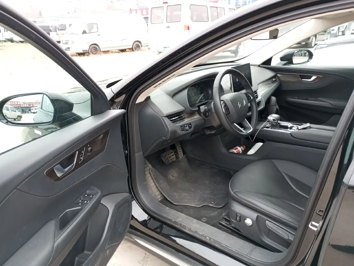 2024 HongQi E-QM5 BEV 60KWH,autocango,china used car exporter,china ev exporter,chinese used car exporter,chinese used ev exporter