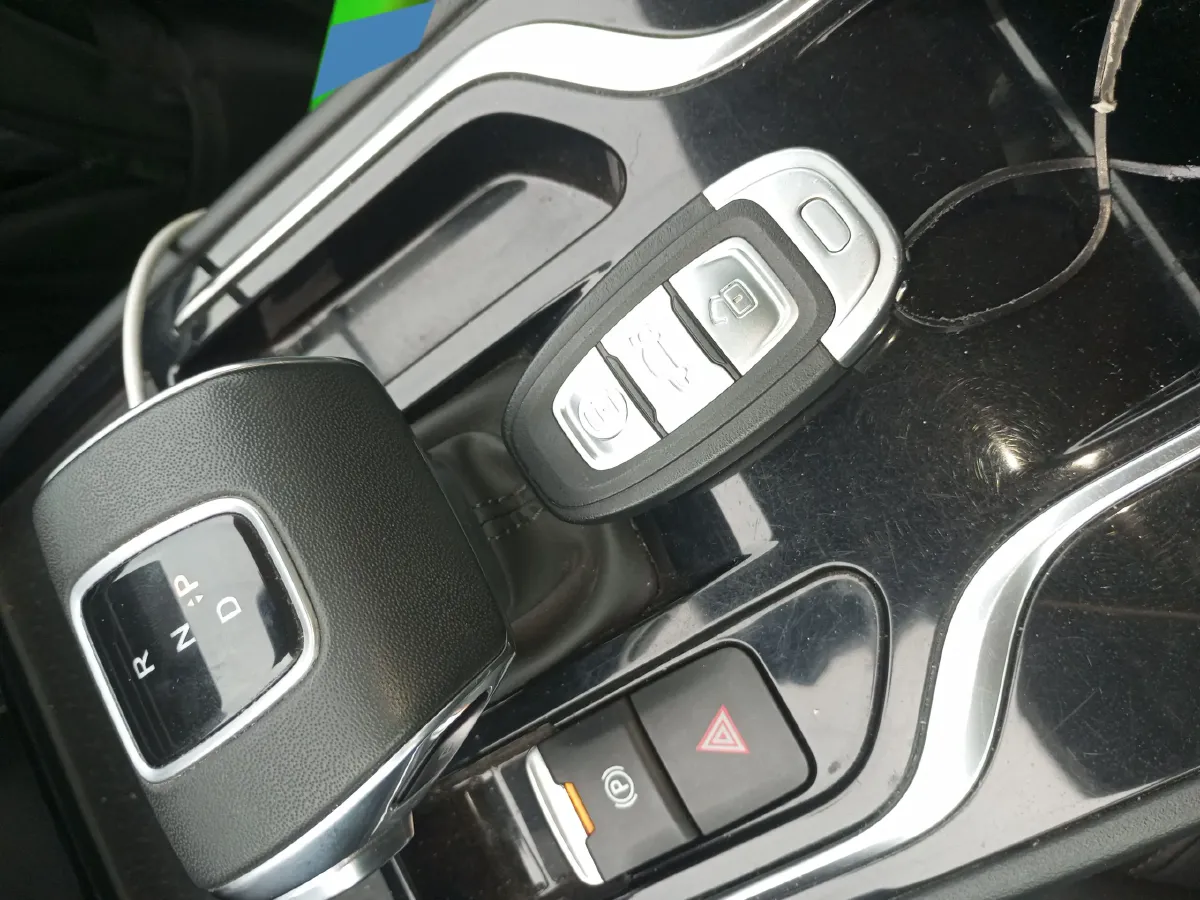 2024 HongQi E-QM5 BEV 60KWH,autocango,china used car exporter,china ev exporter,chinese used car exporter,chinese used ev exporter