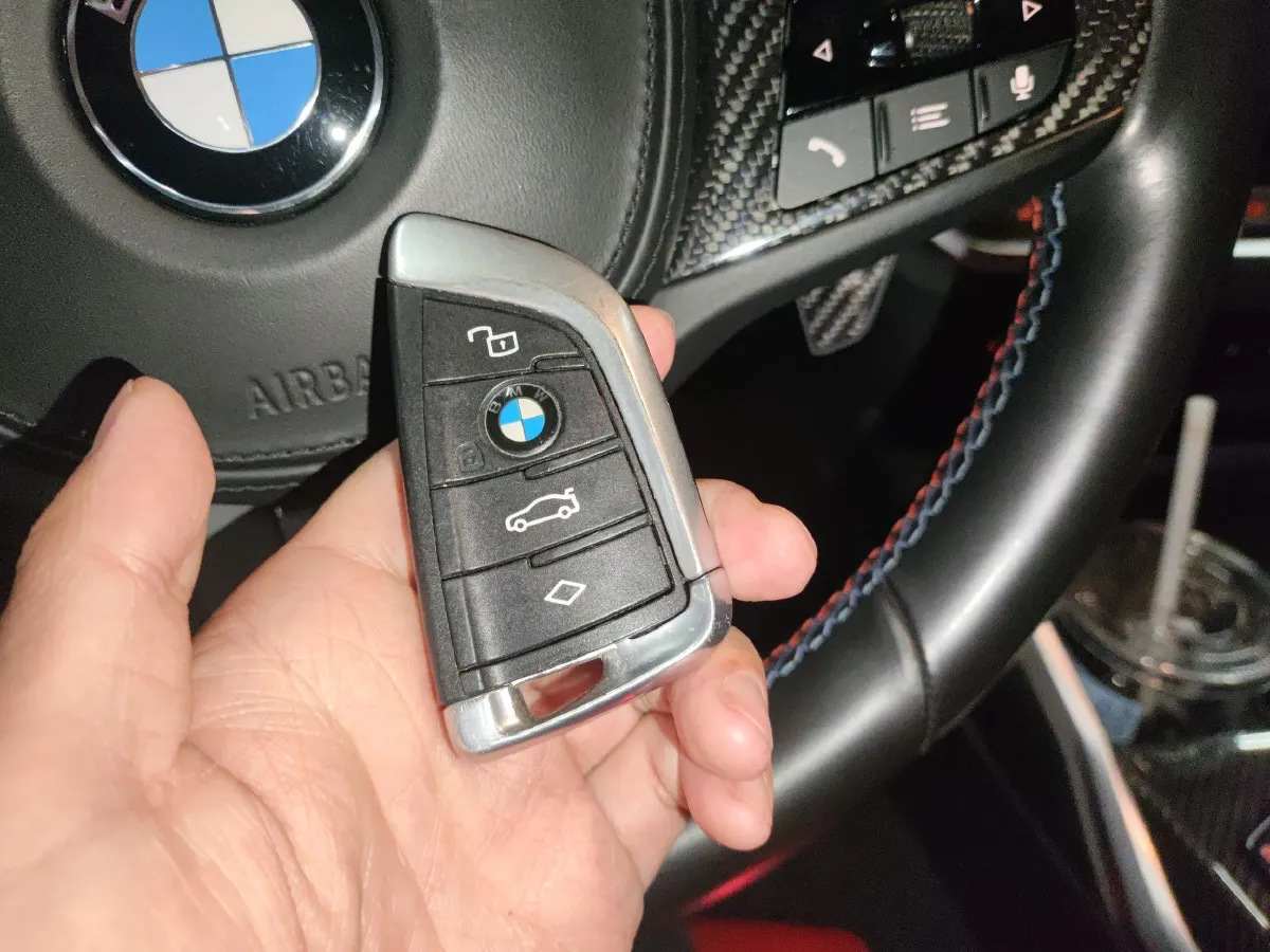 2021 BMW M3 3.0T 510HP L6 8AT,autocango,china used car exporter,china ev exporter,chinese used car exporter,chinese used ev exporter