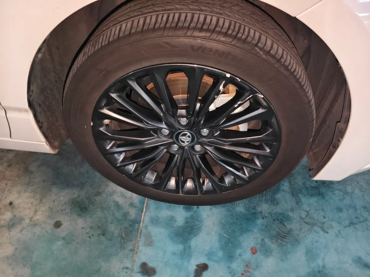 2022 Toyota Avalon 2.5L 209HP L4 8AT,autocango,china used car exporter,china ev exporter,chinese used car exporter,chinese used ev exporter