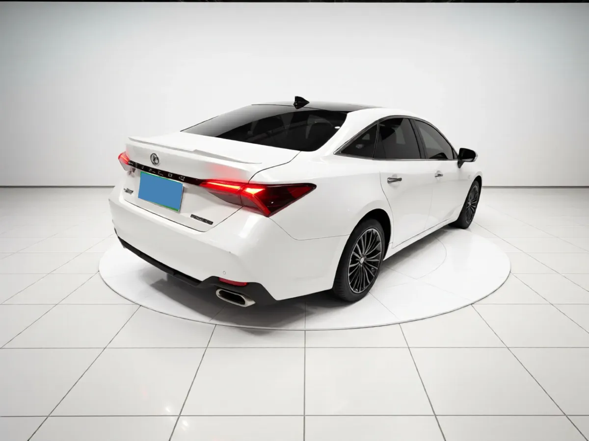 2022 Toyota Avalon 2.5L 209HP L4 8AT,autocango,china used car exporter,china ev exporter,chinese used car exporter,chinese used ev exporter