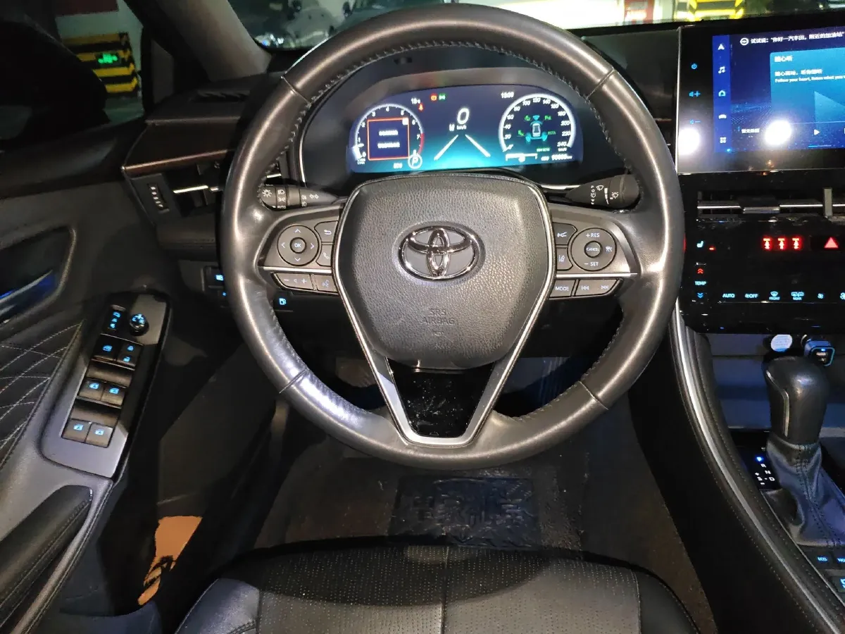 2022 Toyota Avalon 2.5L 209HP L4 8AT,autocango,china used car exporter,china ev exporter,chinese used car exporter,chinese used ev exporter