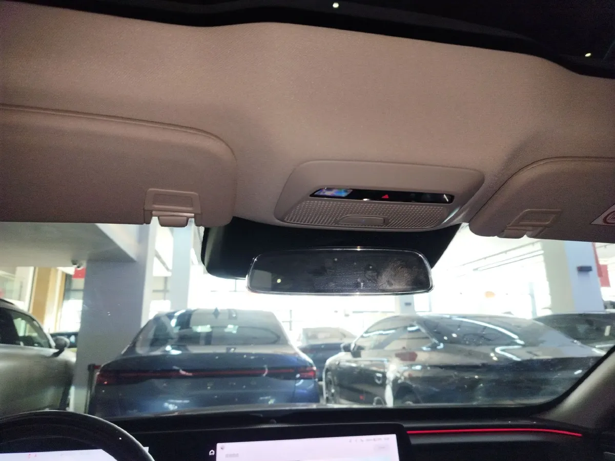 2023 Xpeng P7 BEV 70.8KWH,autocango,china used car exporter,china ev exporter,chinese used car exporter,chinese used ev exporter