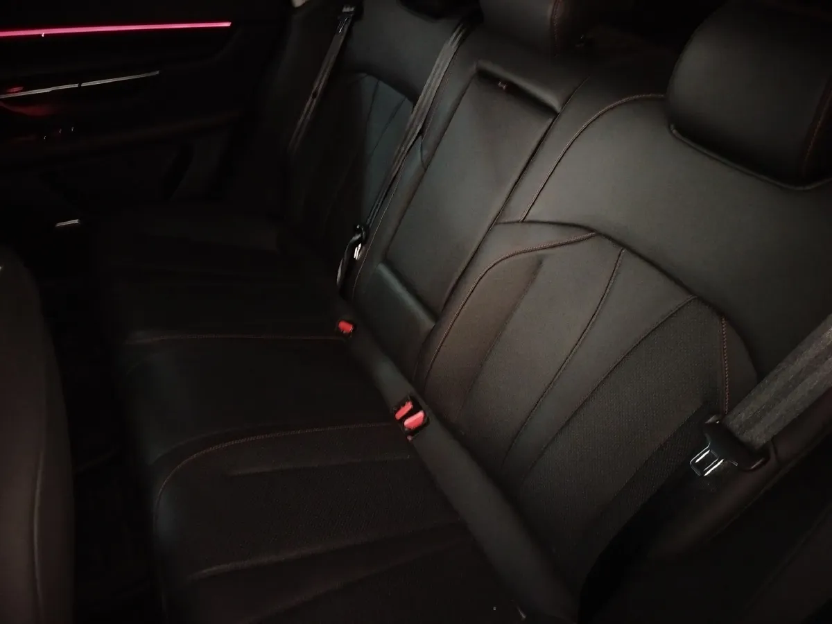 2023 Xpeng P7 BEV 70.8KWH,autocango,china used car exporter,china ev exporter,chinese used car exporter,chinese used ev exporter