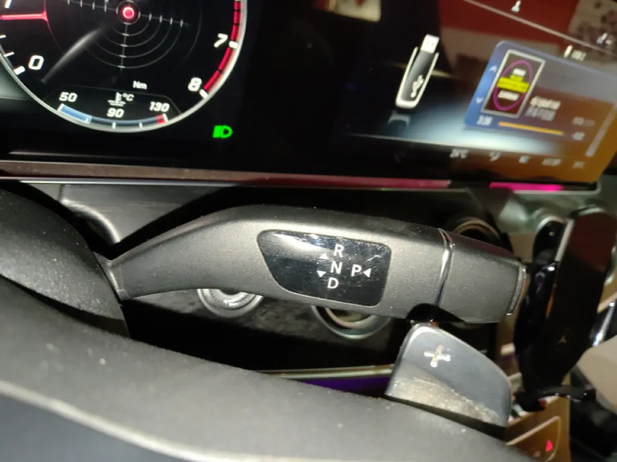 2019 Mercedes-Benz E Class 1.5T 184HP L4 9AT,autocango,china used car exporter,china ev exporter,chinese used car exporter,chinese used ev exporter