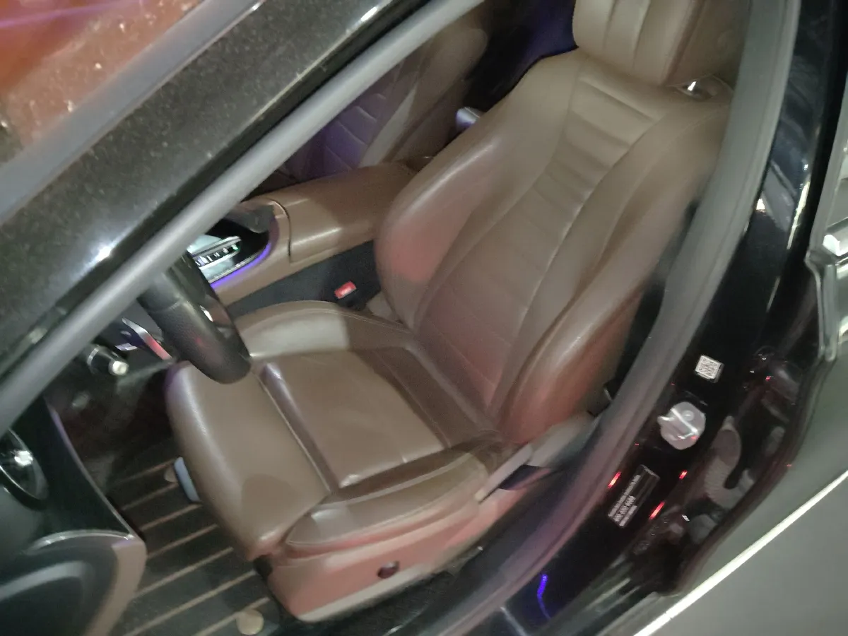 2019 Mercedes-Benz E Class 1.5T 184HP L4 9AT,autocango,china used car exporter,china ev exporter,chinese used car exporter,chinese used ev exporter