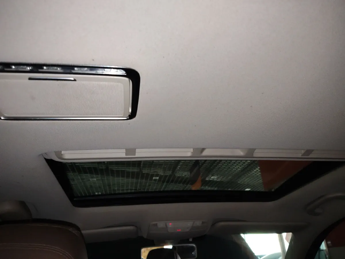 2019 Mercedes-Benz E Class 1.5T 184HP L4 9AT,autocango,china used car exporter,china ev exporter,chinese used car exporter,chinese used ev exporter