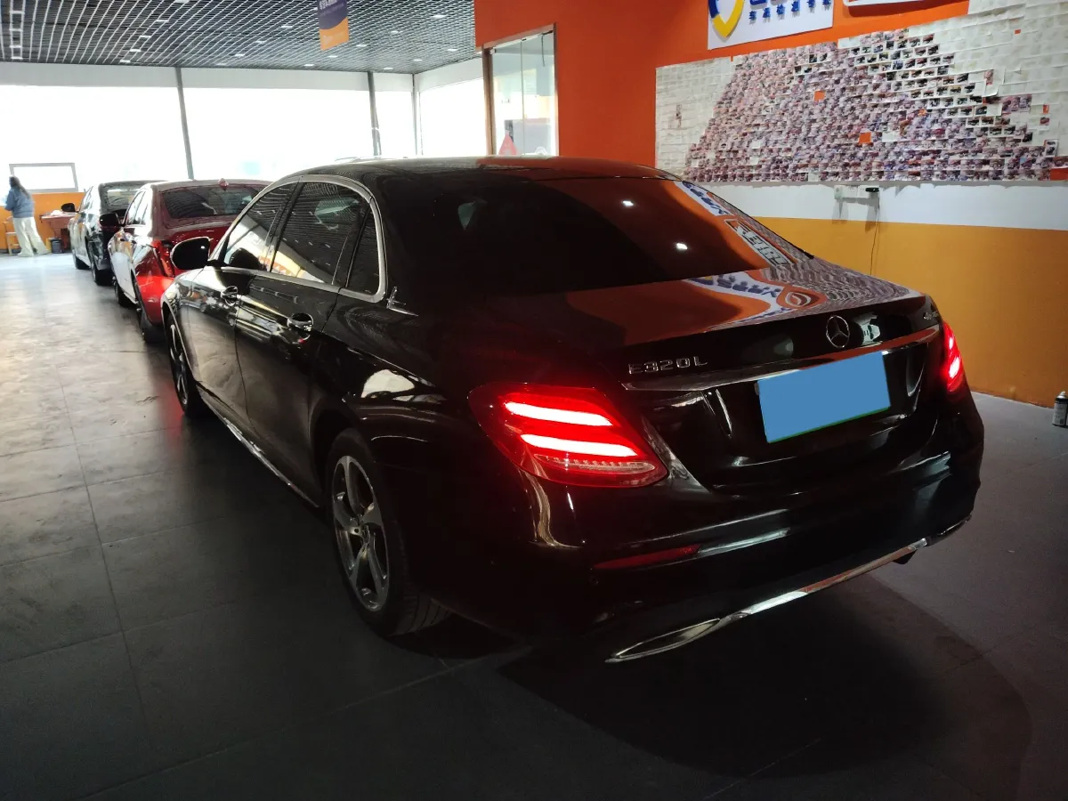 2019 Mercedes-Benz E Class 1.5T 184HP L4 9AT,autocango,china used car exporter,china ev exporter,chinese used car exporter,chinese used ev exporter