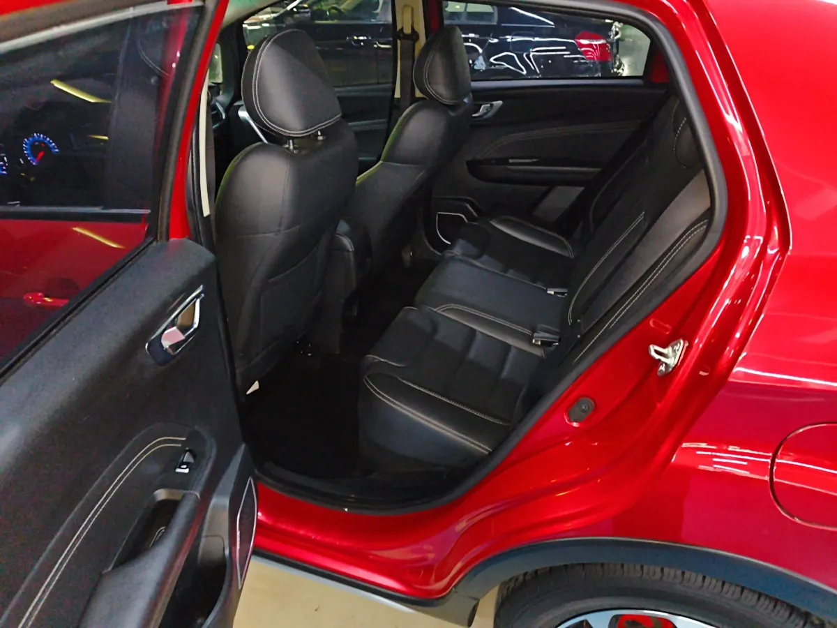 2017 Geely Vision X3 1.5L 102HP L4 4AT,autocango,china used car exporter,china ev exporter,chinese used car exporter,chinese used ev exporter