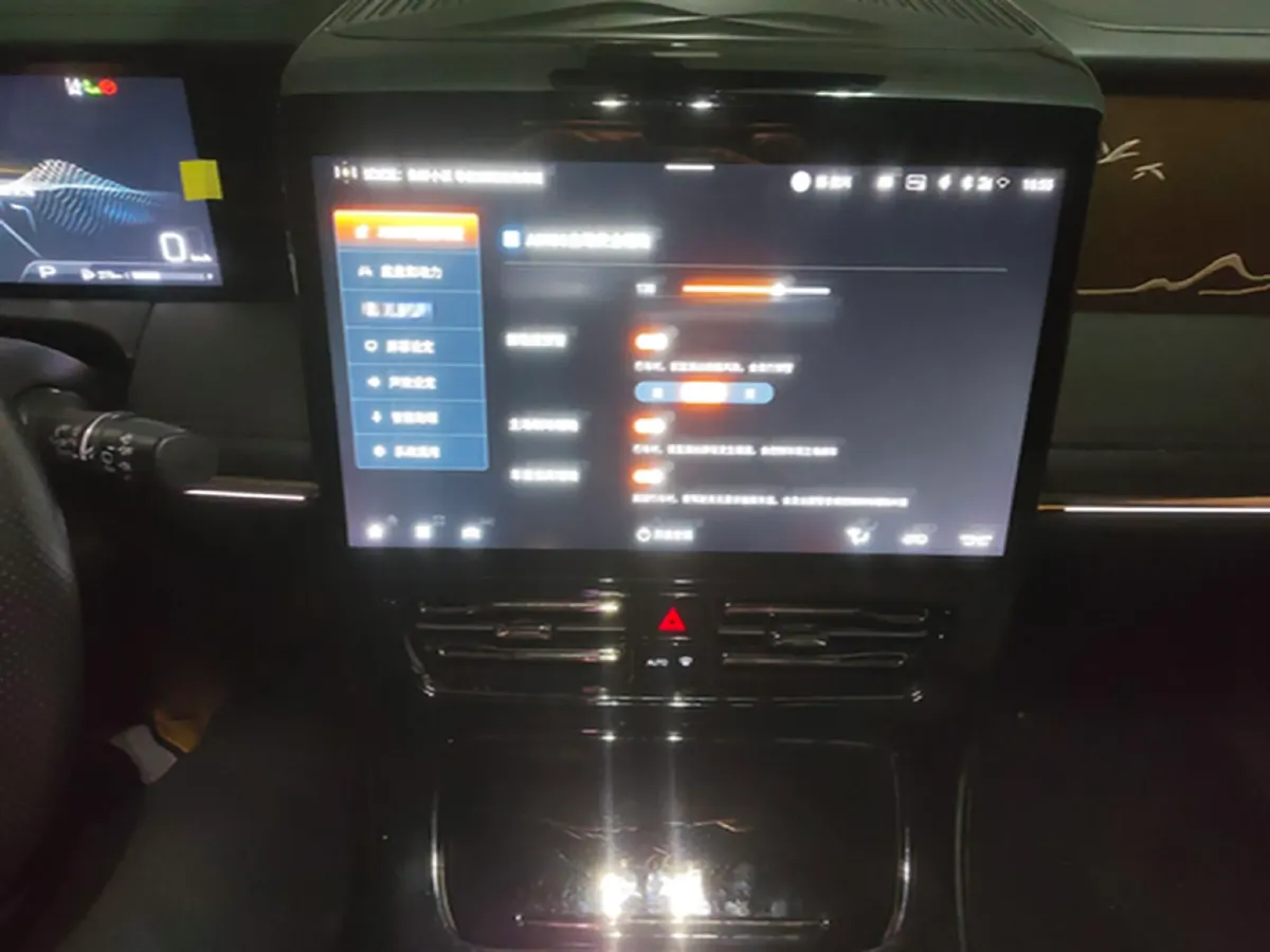 2023 GAC Trumpchi M8 2.0T 190HP L4 E-CVT Hybrid,autocango,china used car exporter,china ev exporter,chinese used car exporter,chinese used ev exporter