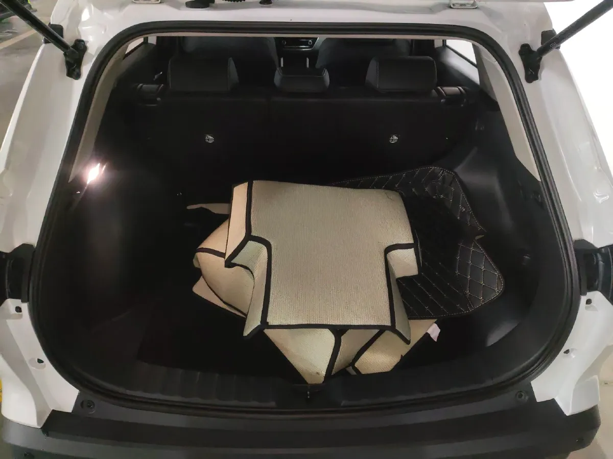 2024 Deepal SL03 BEV 66.8KWH,autocango,china used car exporter,china ev exporter,chinese used car exporter,chinese used ev exporter