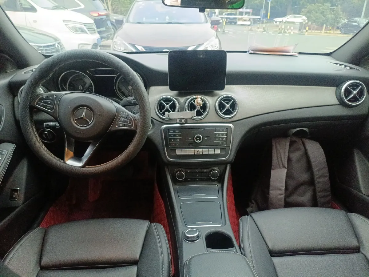 2018 Mercedes-Benz CLA Class 1.6T 156HP L4 7DCT,autocango,china used car exporter,china ev exporter,chinese used car exporter,chinese used ev exporter