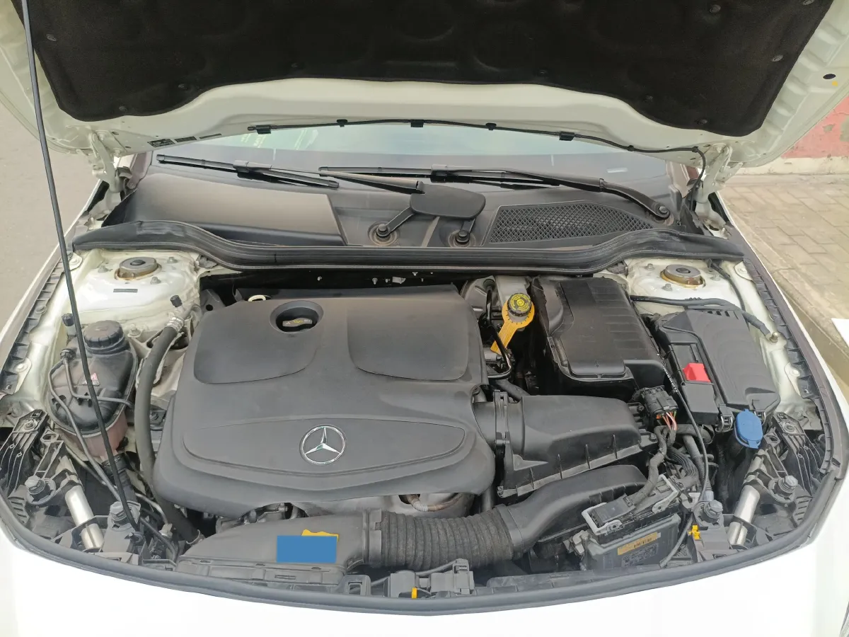 2018 Mercedes-Benz CLA Class 1.6T 156HP L4 7DCT,autocango,china used car exporter,china ev exporter,chinese used car exporter,chinese used ev exporter