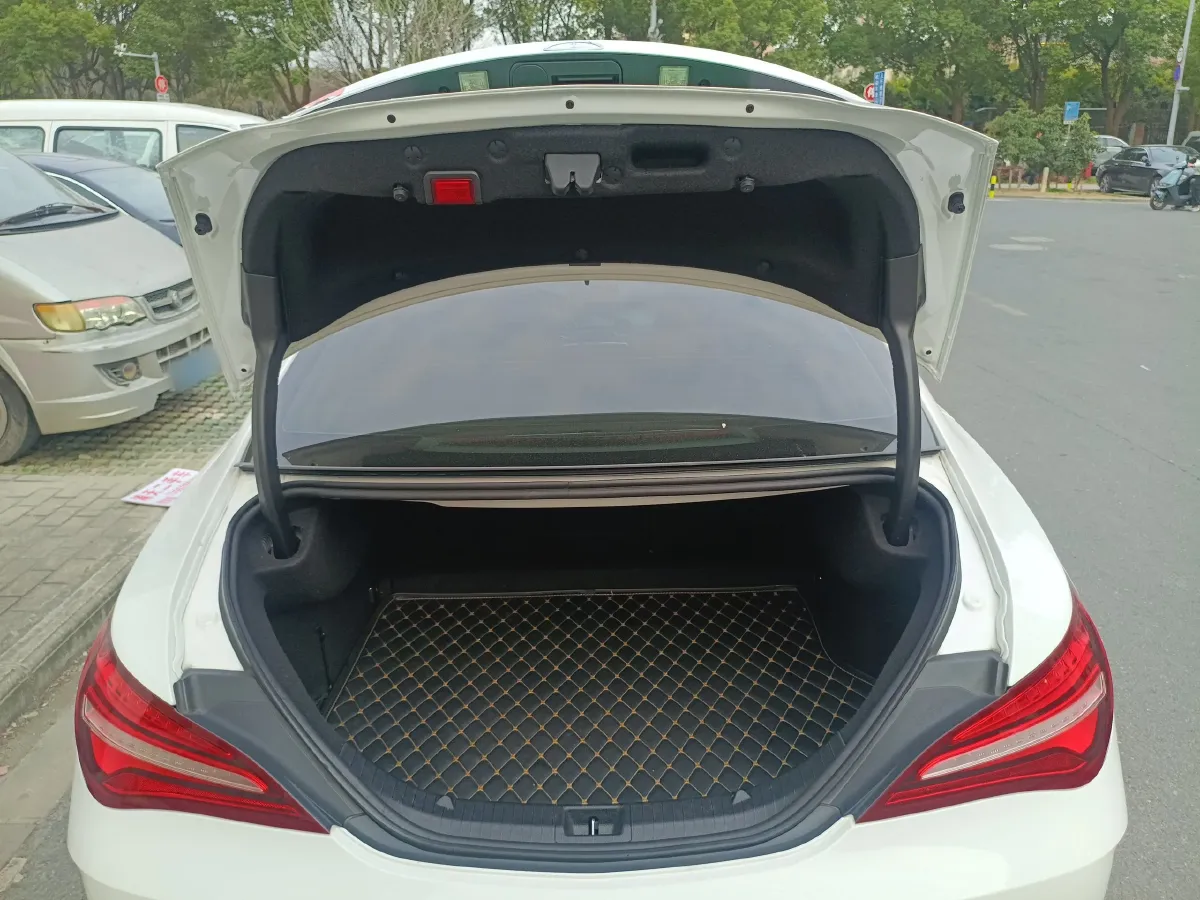 2018 Mercedes-Benz CLA Class 1.6T 156HP L4 7DCT,autocango,china used car exporter,china ev exporter,chinese used car exporter,chinese used ev exporter