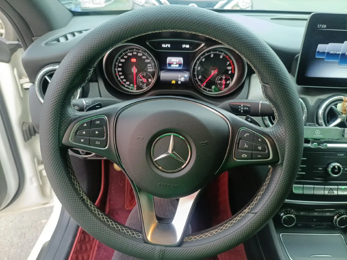 2018 Mercedes-Benz CLA Class 1.6T 156HP L4 7DCT,autocango,china used car exporter,china ev exporter,chinese used car exporter,chinese used ev exporter