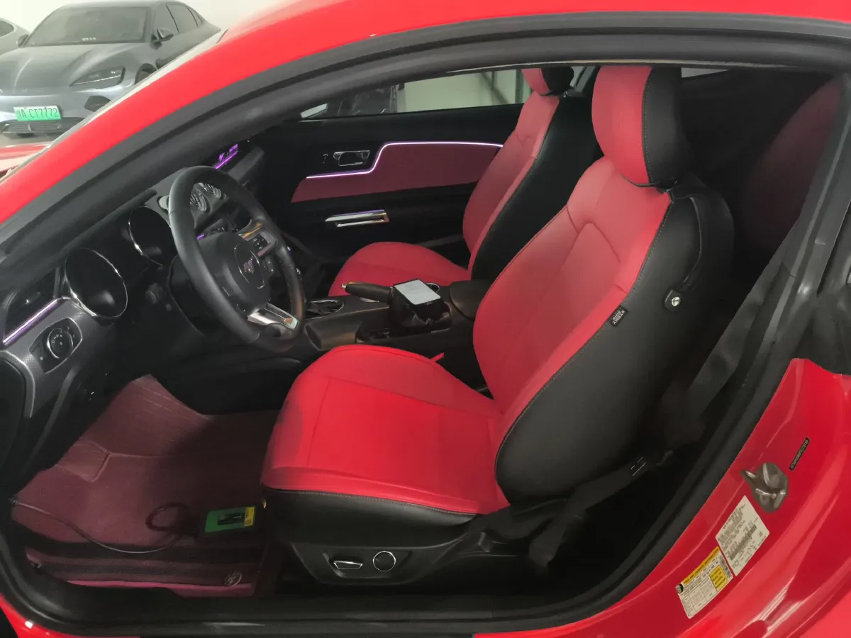 2020 Ford Mustang 2.3T 299HP L4 10AT,autocango,china used car exporter,china ev exporter,chinese used car exporter,chinese used ev exporter