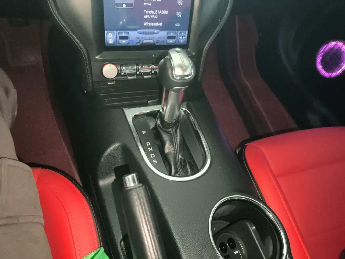 2020 Ford Mustang 2.3T 299HP L4 10AT,autocango,china used car exporter,china ev exporter,chinese used car exporter,chinese used ev exporter