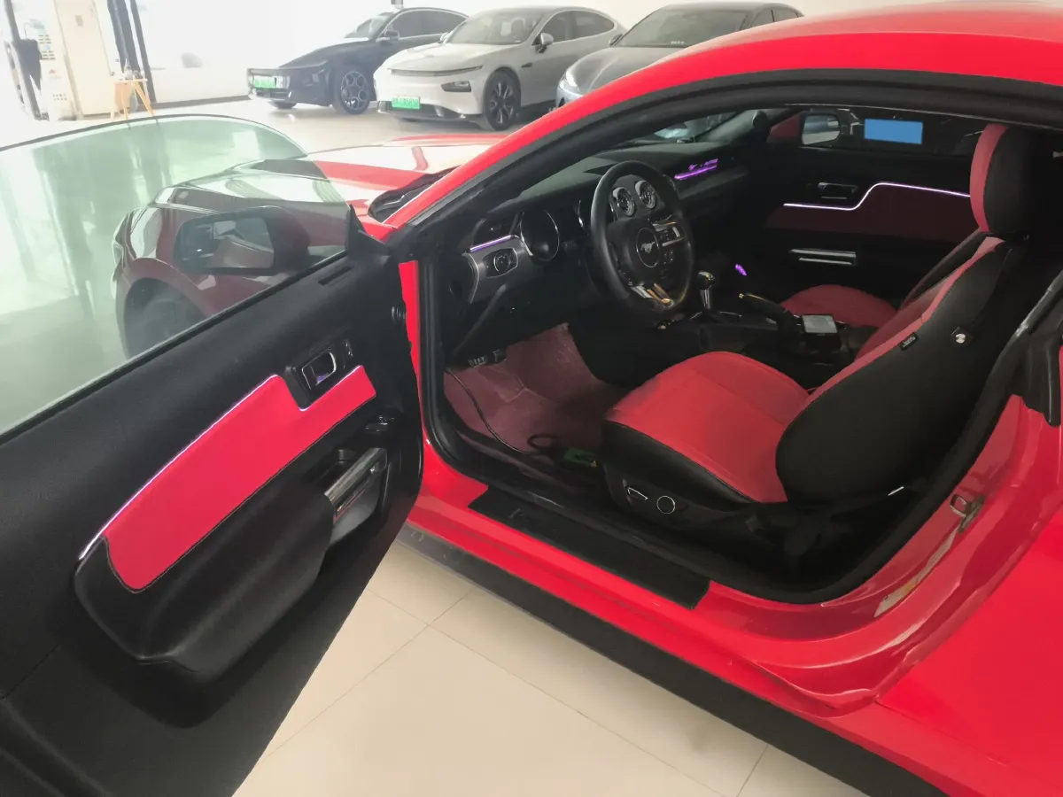 2020 Ford Mustang 2.3T 299HP L4 10AT,autocango,china used car exporter,china ev exporter,chinese used car exporter,chinese used ev exporter