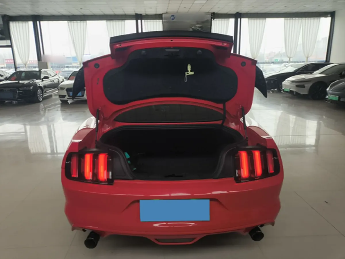 2020 Ford Mustang 2.3T 299HP L4 10AT,autocango,china used car exporter,china ev exporter,chinese used car exporter,chinese used ev exporter