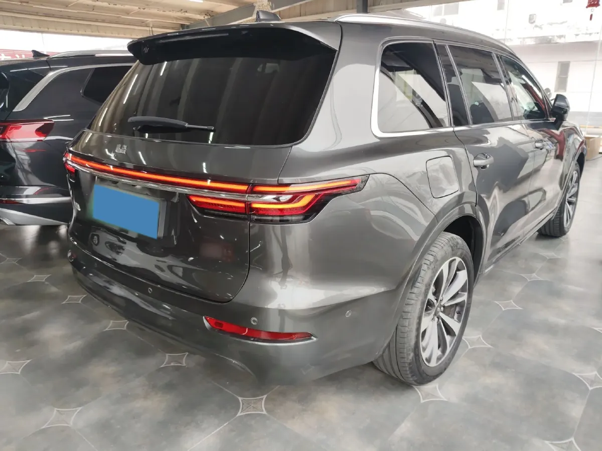 2021 Li ONE Range Extended 131HP REEV 40.5KWH,autocango,china used car exporter,china ev exporter,chinese used car exporter,chinese used ev exporter