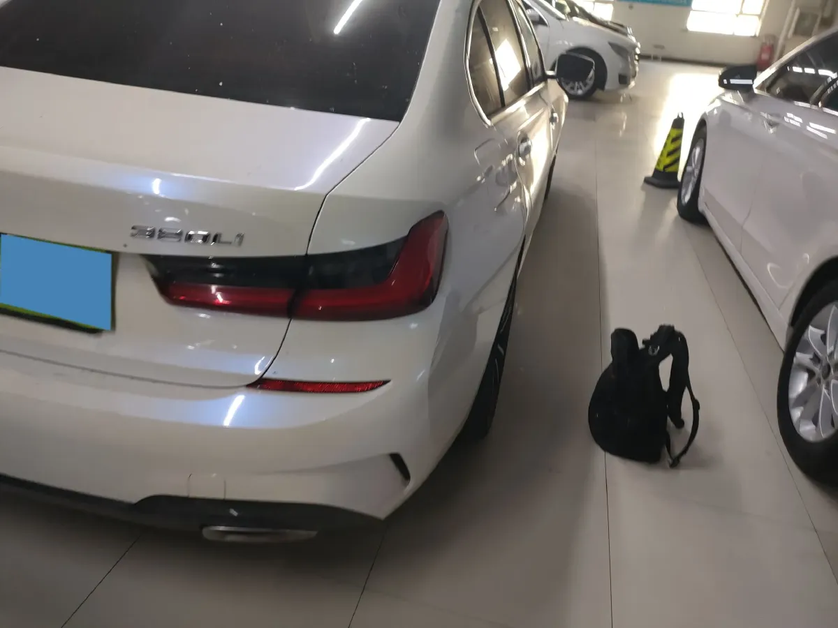 2020 BMW 3 Series 2.0T 156HP L4 8AT,autocango,china used car exporter,china ev exporter,chinese used car exporter,chinese used ev exporter