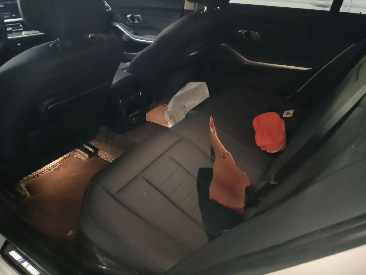 2020 BMW 3 Series 2.0T 156HP L4 8AT,autocango,china used car exporter,china ev exporter,chinese used car exporter,chinese used ev exporter