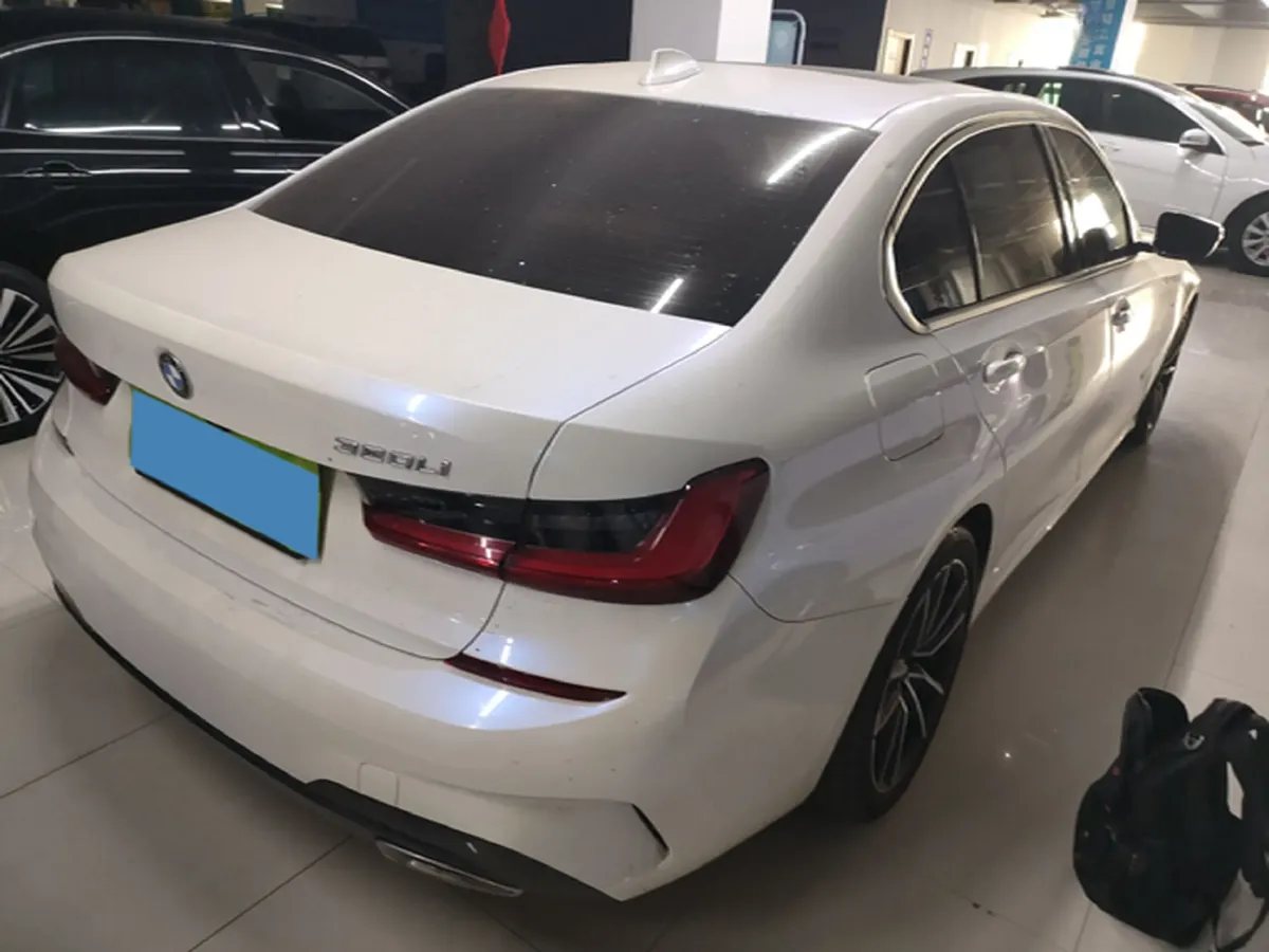 2020 BMW 3 Series 2.0T 156HP L4 8AT,autocango,china used car exporter,china ev exporter,chinese used car exporter,chinese used ev exporter