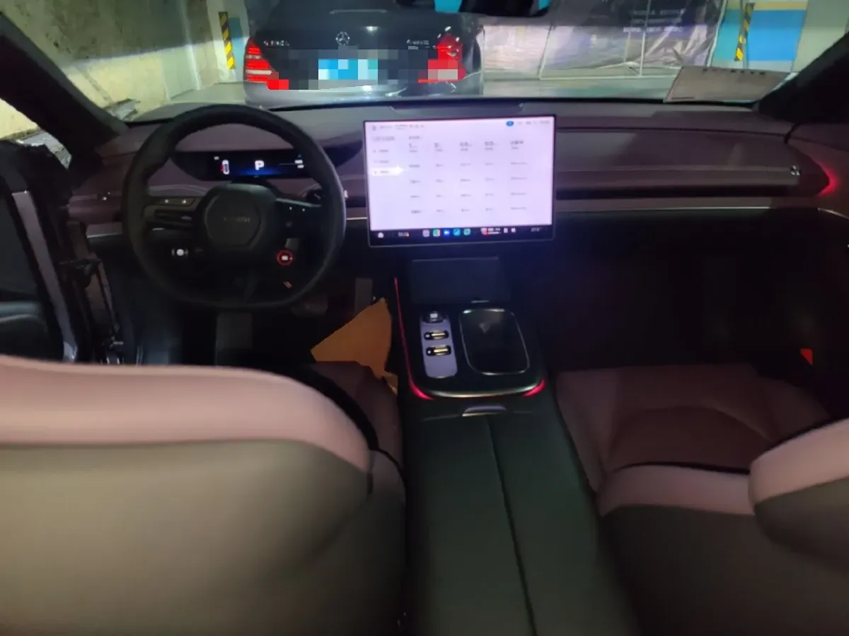 2024 MI SU7 BEV 73.6KWH,autocango,china used car exporter,china ev exporter,chinese used car exporter,chinese used ev exporter