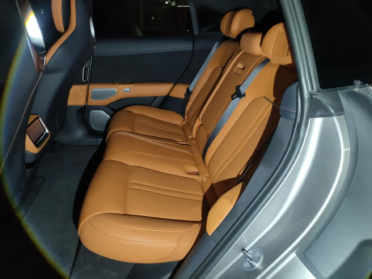 2025 MI YU7 BEV 101.7KWH,autocango,china used car exporter,china ev exporter,chinese used car exporter,chinese used ev exporter