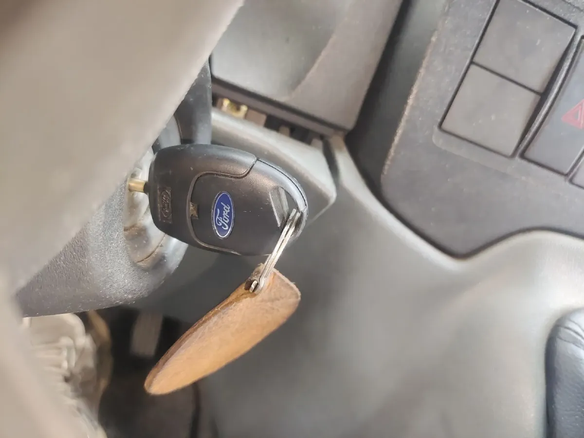 2009 Ford New Era Transit 2.4T 115HP L4 6MT,autocango,china used car exporter,china ev exporter,chinese used car exporter,chinese used ev exporter