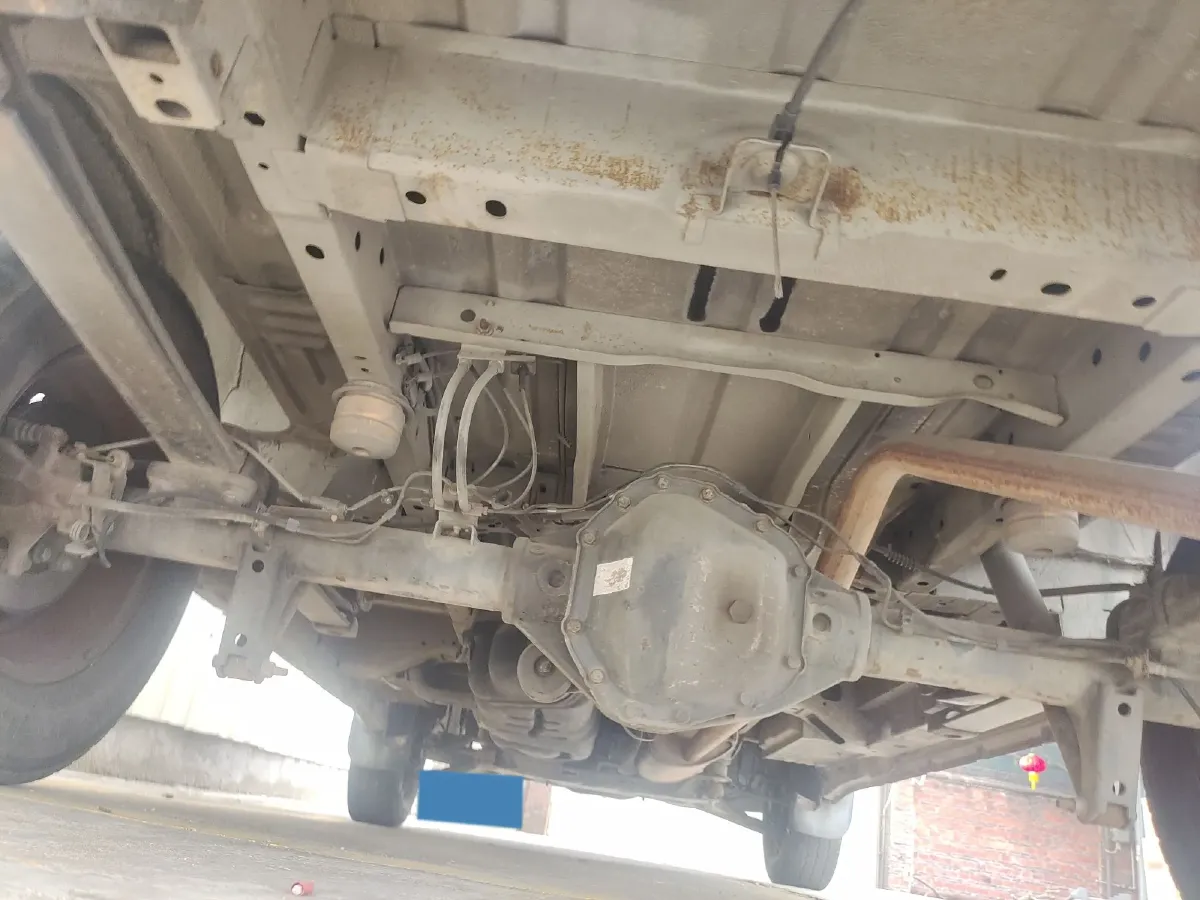 2009 Ford New Era Transit 2.4T 115HP L4 6MT,autocango,china used car exporter,china ev exporter,chinese used car exporter,chinese used ev exporter