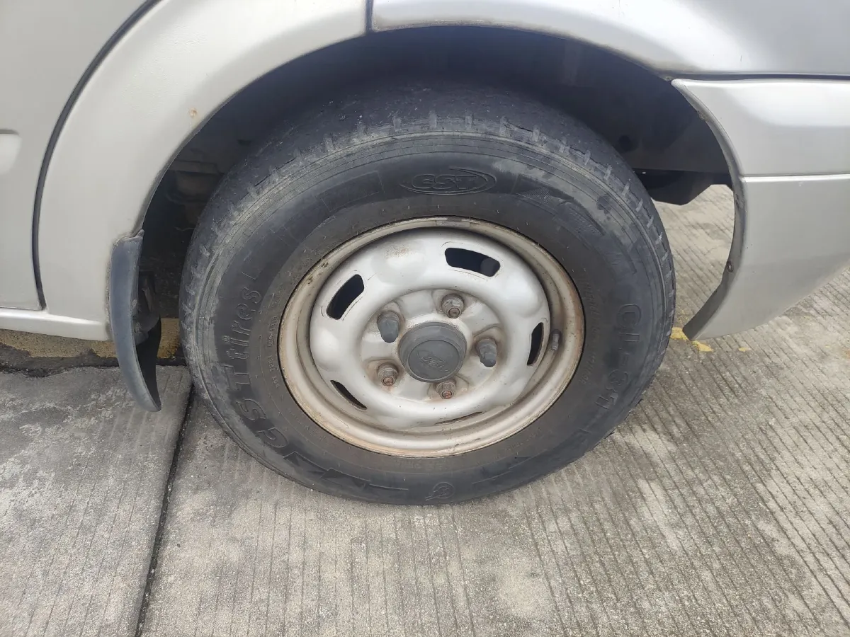 2009 Ford New Era Transit 2.4T 115HP L4 6MT,autocango,china used car exporter,china ev exporter,chinese used car exporter,chinese used ev exporter