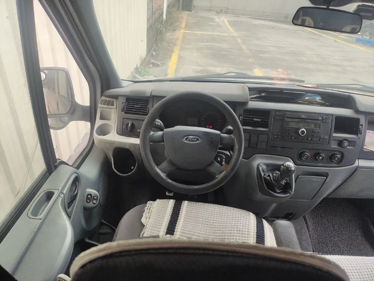 2009 Ford New Era Transit 2.4T 115HP L4 6MT,autocango,china used car exporter,china ev exporter,chinese used car exporter,chinese used ev exporter