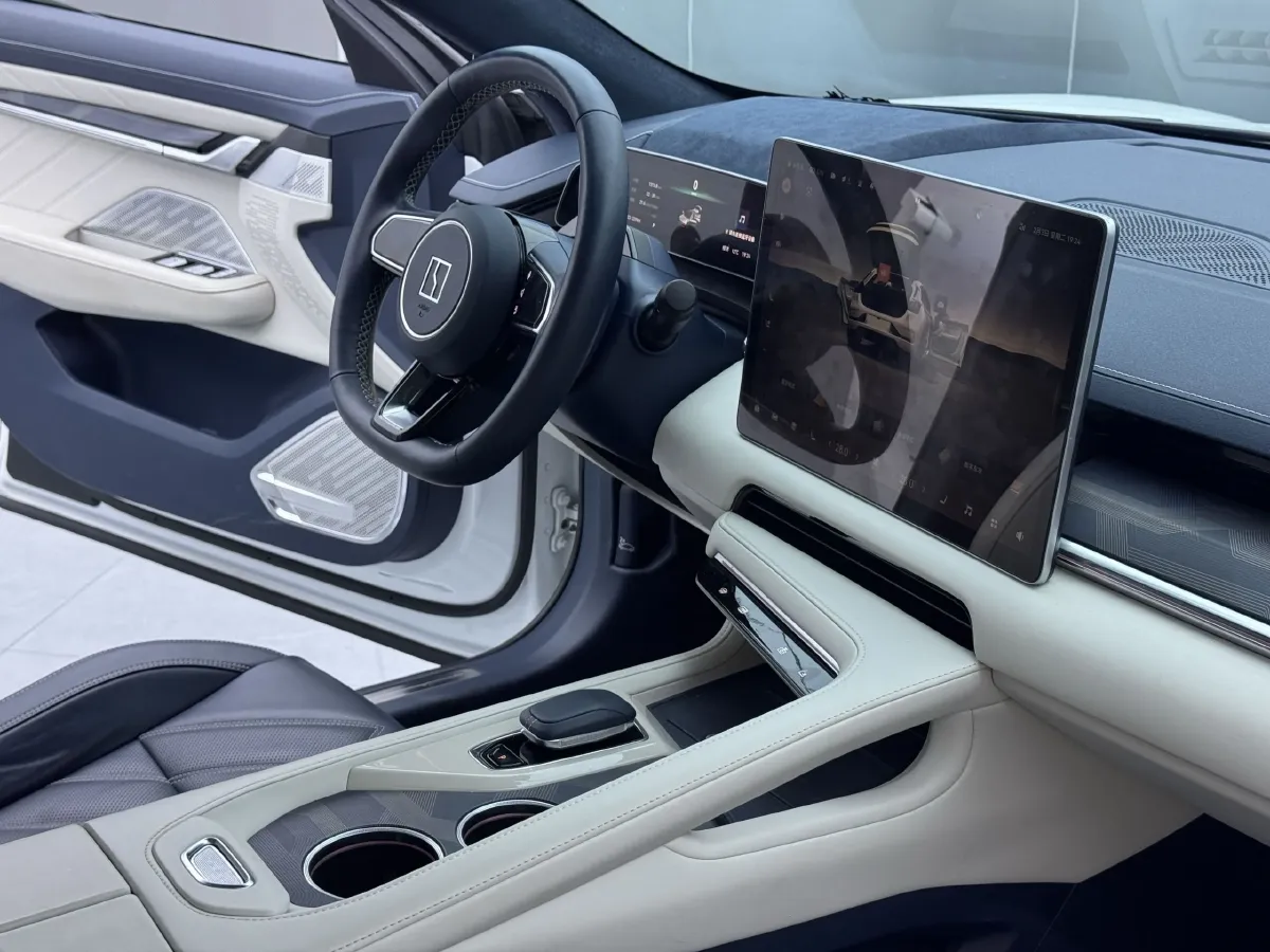 2022 Zeekr 001 BEV 86KWH,autocango,china used car exporter,china ev exporter,chinese used car exporter,chinese used ev exporter