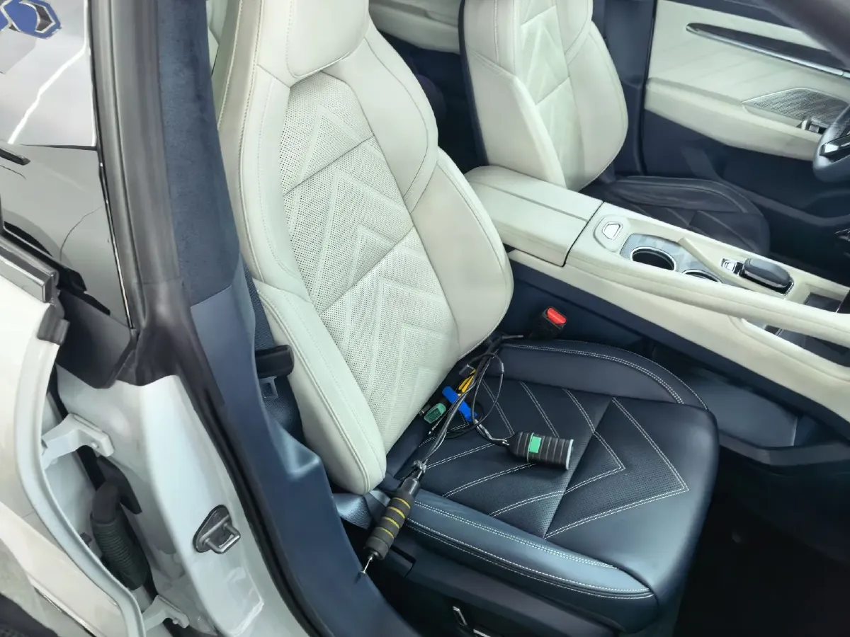 2022 Zeekr 001 BEV 86KWH,autocango,china used car exporter,china ev exporter,chinese used car exporter,chinese used ev exporter