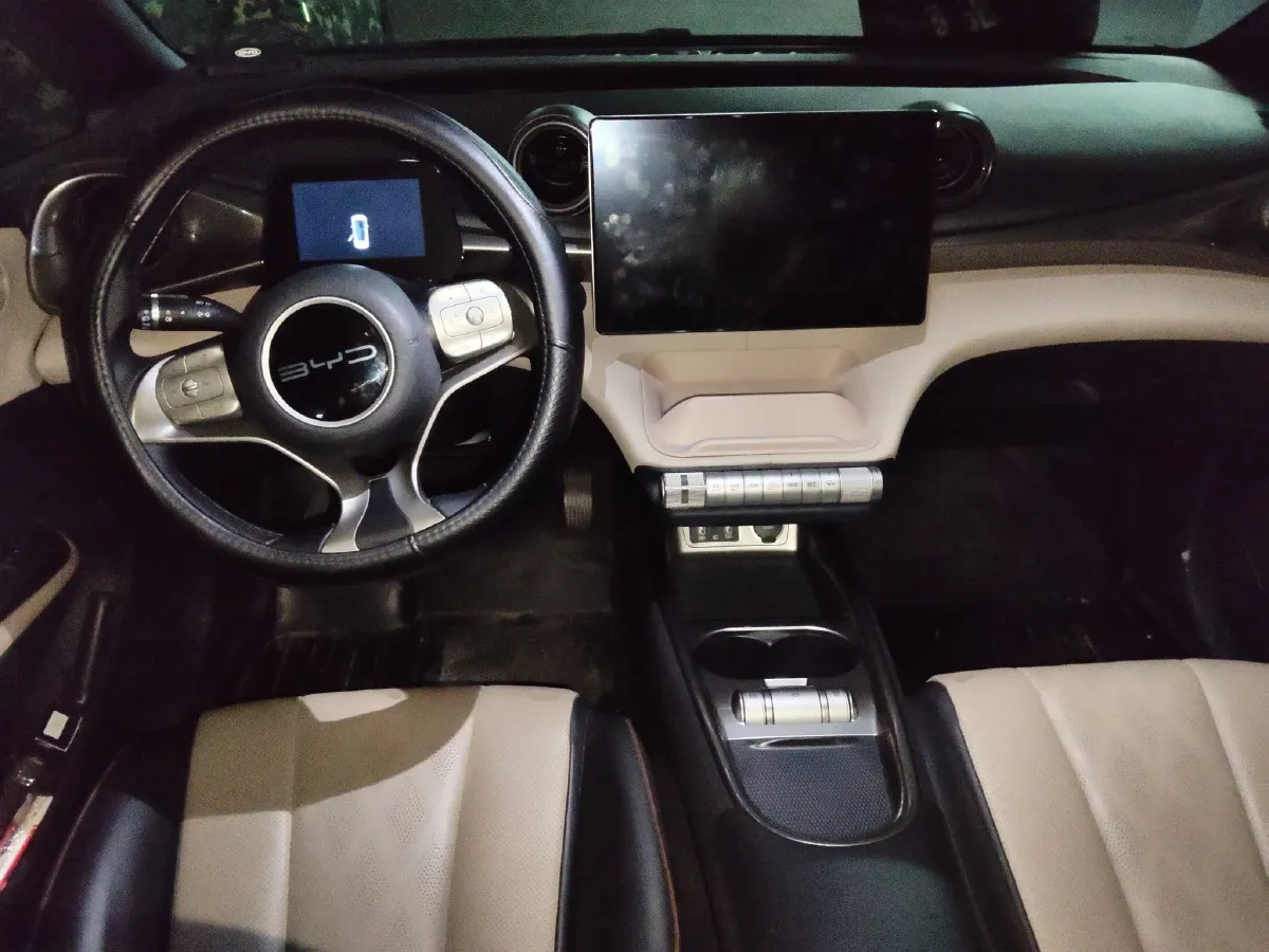 2023 BYD Dolphin BEV 44.928KWH,autocango,china used car exporter,china ev exporter,chinese used car exporter,chinese used ev exporter