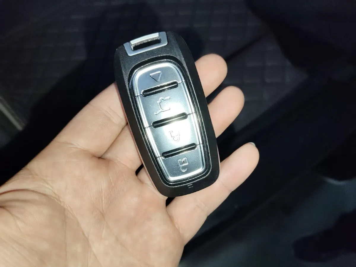 2023 Leapmotor C11 BEV 69.2KWH,autocango,china used car exporter,china ev exporter,chinese used car exporter,chinese used ev exporter