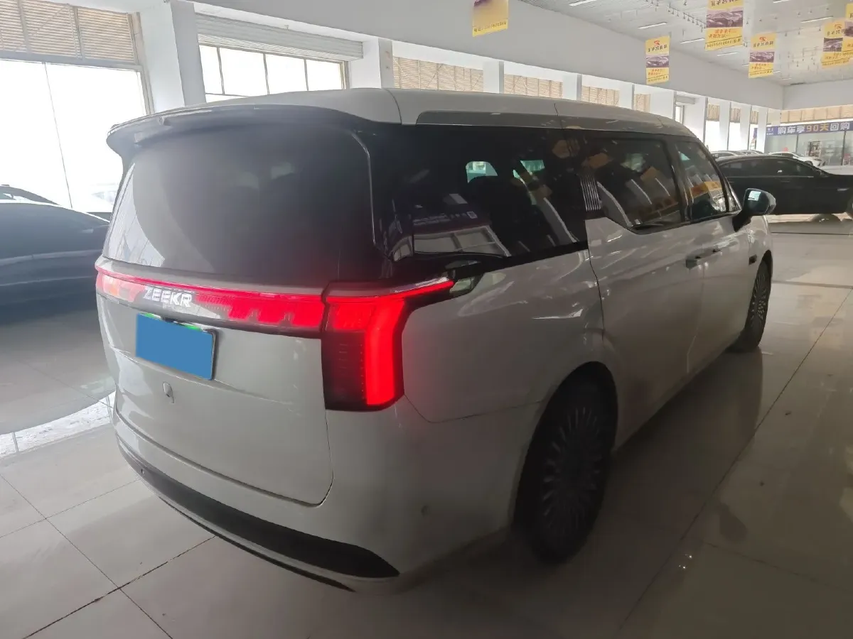 2024 Zeekr 009 BEV 108KWH,autocango,china used car exporter,china ev exporter,chinese used car exporter,chinese used ev exporter