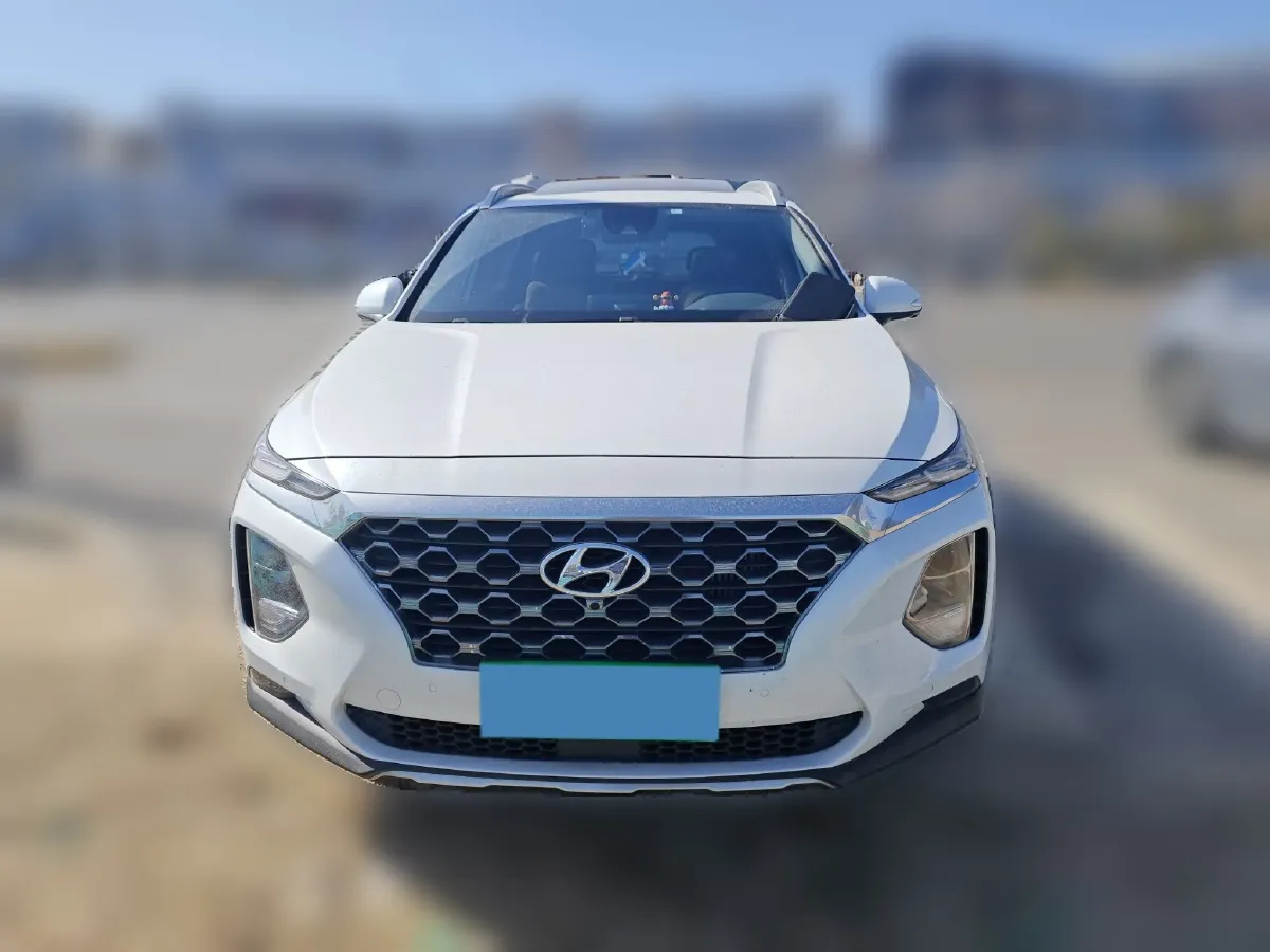 2020 Hyundai Santafe 2.0T 230HP L4 8AT,autocango,china used car exporter,china ev exporter,chinese used car exporter,chinese used ev exporter