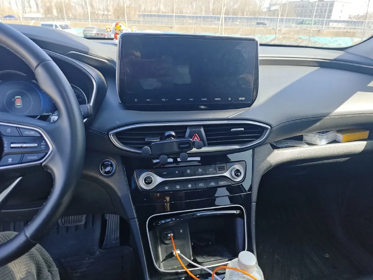 2020 Hyundai Santafe 2.0T 230HP L4 8AT,autocango,china used car exporter,china ev exporter,chinese used car exporter,chinese used ev exporter