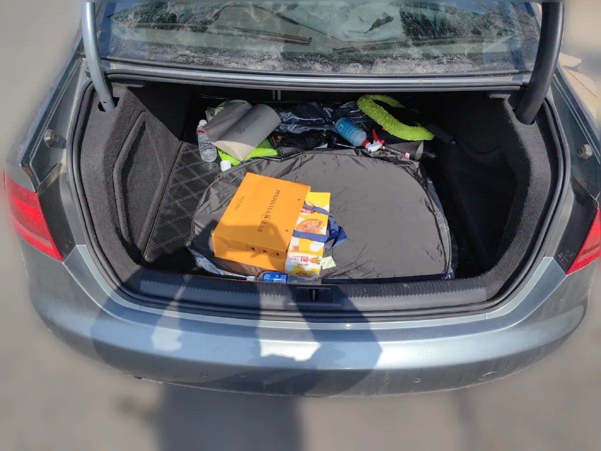 2012 Audi A4L 2.0T 180HP L4 CVT,autocango,china used car exporter,china ev exporter,chinese used car exporter,chinese used ev exporter