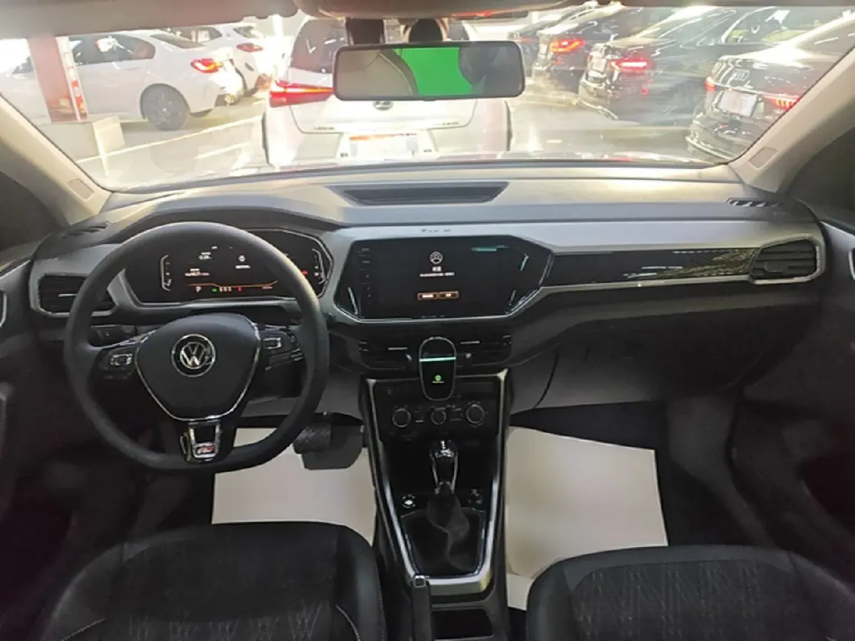 2023 Volkswagen T-Cross 1.5T 160HP L4 7DCT,autocango,china used car exporter,china ev exporter,chinese used car exporter,chinese used ev exporter